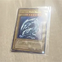 Blue-Eyes White Dragon SDK-001 Holo Monster Card Konami Yu-Gi-Oh! TCG 3000/2500 - Image 1