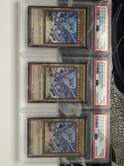 Yugioh PSA 7 NM Blue-Eyes White Dragon MVP1-EN055 Ultra Rare Unlim 2016 S#2513 - Image 1
