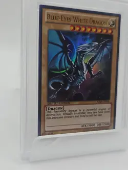 2014 YU-GI-OH! PROMO SHONEN JUMP MAGAZINE #EN068 BLUE-EYES WHITE DRAGON PSA 10 - Image 2