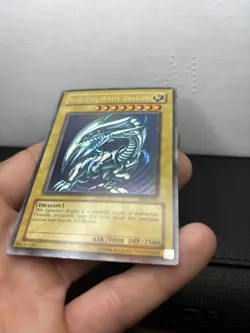 Yu-Gi-Oh! Blue-Eyes White Dragon SDK-001 Unlimited VLP Super Clean Gradeable - Image 4