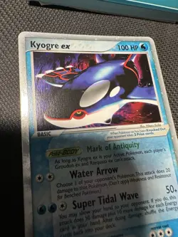 Kyogre ex (Holo Ultra Rare) 94/101 EX Hidden Legends 100 HP Pokemon Card - Image 4
