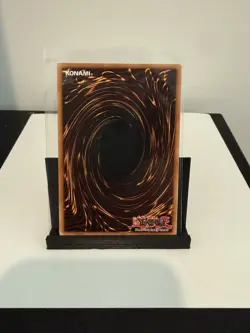 Konami Red-Eyes B. Dragon SDJ-001 Ultra Rare Holo Unlimited 2400/2000 - Image 2