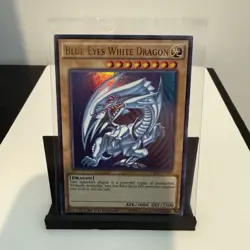 Konami Blue-Eyes White Dragon 25th Anniversary Secret Rare Holo Unlimited 3000/… - Image 1