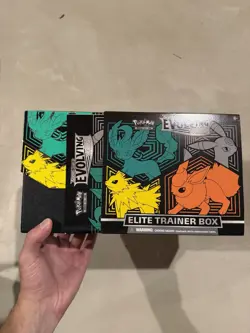 Pokemon Evolving Skies EMPTY Elite Trainer Box (ETB) No Packs, Has Extras - Image 1