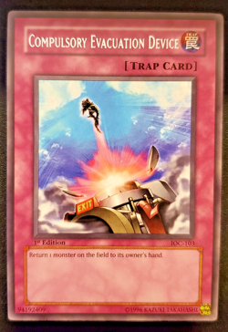 Yu-Gi-Oh! Compulsory Evacuation Device IOC-103 Invasion of Chaos 2004 1st Ed NM - Image 1
