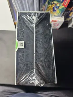 Pokemon TCG Celebrations 25th Anniv. Ultra Premium Collection Box Factory Sealed - Image 5