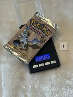 POKEMON FOSSIL BOOSTER PACK AERODACTYL ART WOTC 1999 FACTORY SEALED - Image 1