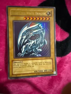 Yugioh Blue Eyes White Dragon - Image 1
