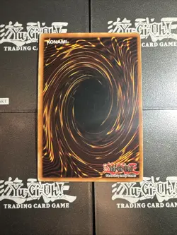 Yugioh! Dark Magician SDY-006 Ultra Rare VINTAGE NM - Image 3