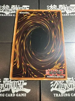 Yugioh! Dark Magician SDY-006 Ultra Rare VINTAGE NM - Image 4