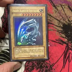 Konami Blue-Eyes White Dragon BMG-111 Monster Holo Card Spanish Yu-Gi-Oh! - Image 1
