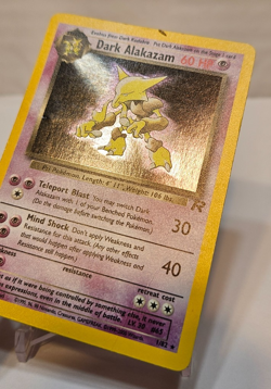 Dark Alakazam 1/82 Holo Rare Unlimited Team Rocket Pokemon 1404 - Image 3