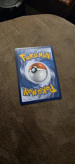 Pokemon Card Galarian Moltres V Ultra Rare SWSH06: Chilling Reign 097/198 NM/M - Image 2