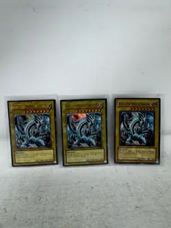 Yugioh Card Lot Blue Eyes White Dragon (3) - Image 4