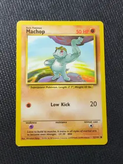 Pokemon TCG Machop Base Set 52/102 Regular Unlimited Common - Image 1