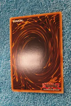 YuGiOh TRI-HORNED DRAGON LOB-000 REVERSE FOIL ERROR NEAR MINT! PSA NO HOLDER - Image 5