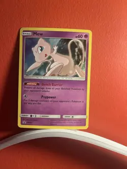 Pokemon Mew TCG SM215 Sun & Moon Black Star Promo Holo Card NM Condition - Image 1
