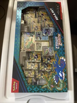 Pokemon Crown Zenith Premium Figure Collection/Sea, & Sky Collection 820650851636 - Image 1