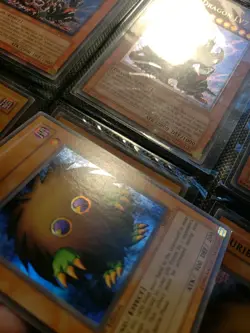 Yu-Gi-Oh! 2002 Kuriboh Metal Raiders MRD-071 1st Edition Super Rare Wavy Holo - Image 5