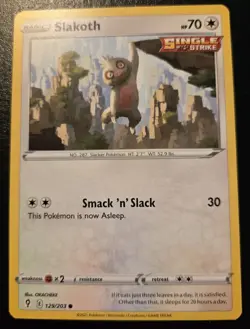 Slakoth 129/203 Common Sword & Shield: Evolving Skies Pokemon TCG - Image 1