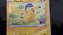 Pokemon GO Promo Card Pikachu MISCUT Holo Sealed 028/078 Alinement Dot Present - Image 3