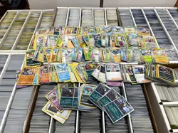 1000 Pokemon card job lot bulk collection includes Holo/Rev Holo 3 ULTRA/V - Image 1