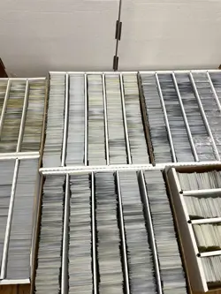 1000 Pokemon card job lot bulk collection includes Holo/Rev Holo 3 ULTRA/V - Image 2