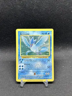 Articuno Holo 009/034 English Pokemon Trading Card Game Classic 2023 - Image 2