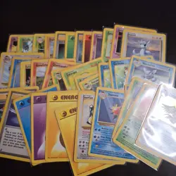 Pokemon TCG Base Set 2 Lot Sale 36 Cards includes Pidgeot HOLO - NM - Image 1