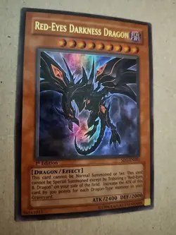 Yu-Gi-Oh! Red-Eyes Darkness Dragon SD1-EN001 Ultra Rare 1st Edition MP/HP - Image 1