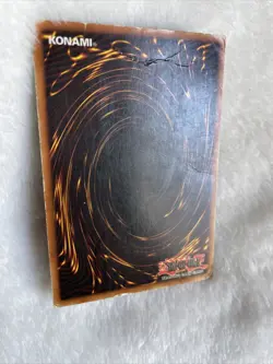 Blue-Eyes White Dragon SDK-001 Holographic Yugioh TCG - Image 4