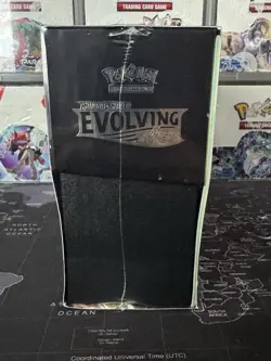 Pokemon Sword & Shield Evolving Skies Elite Trainer Box - Image 3