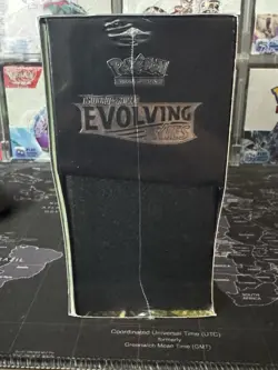 Pokemon Sword & Shield Evolving Skies Elite Trainer Box - Image 4