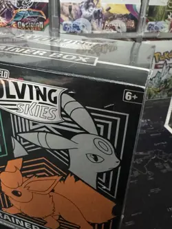 Pokemon Sword & Shield Evolving Skies Elite Trainer Box - Image 5