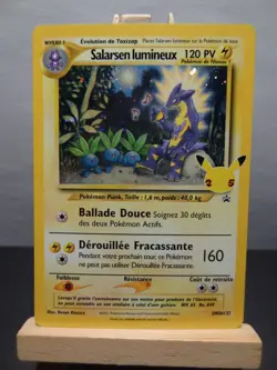 Carte Pokemon " Salarsen Lumineux " Promo - SWSH137 Celebrations 25 Ans EB7.5 FR - Image 1