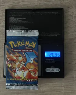 Pokemon 4th Print Base Set Charizard Booster Pack | WOTC | 1999-2000 UK - Image 1