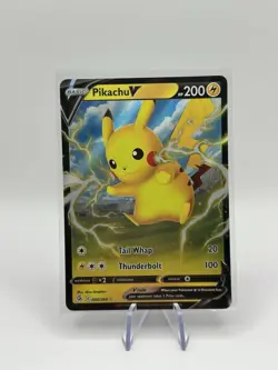 Pokemon Pikachu V Holo Card #8ZS 086/264 SWSH Fusion Strike - Image 1