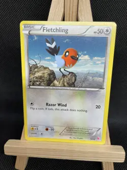 FLETCHLING 19/30 - XY TRAINER KIT , POKEMON TCG - Image 1