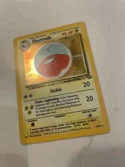 Pokemon TCG: Electrode 2/64 holo rare Jungle 1999 WOTC Near Mint / Excellent - Image 2