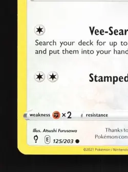 Eevee 125/203 LP Evolving Skies English Pokemon Card TCG - Image 2