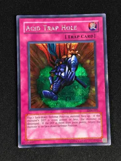 YUGIOH ACID TRAP HOLE DDS-005 SECRET HP/ CREASES - Image 1