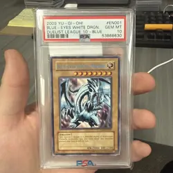 BLUE EYES WHITE DRAGON PSA 10 2009 YUGIOh Duelist League BLUE DL09-EN001 pop 7! - Image 1