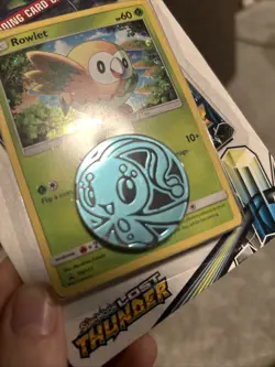 Pokemon SEALED Sun & Moon Lost Thunder Rowlet Single Pack Blister - Image 2