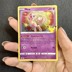Mew - 011/025 - Celebrations - Pokemon TCG - Holo - Image 1