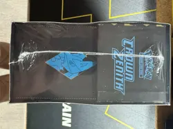 POKEMON TCG CROWN ZENITH POKEMON CENTER ELITE TRAINER BOX PLUS *FACTORY SEALED* - Image 2