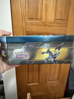 Pokemon TCG tin Feat Venosaur And Celebi With True Fit Sleeves - Image 4