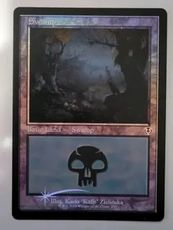 MTG - Innistrad Remastered: Swamp (293) - Retro Land Foil - Near Mint - Image 1