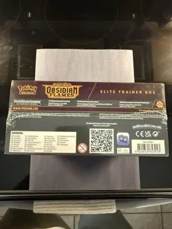 Pokemon: Scarlet & Violet 3: Obsidian Flames Elite Trainer Box - 9 Packs 820650853913 - Image 4