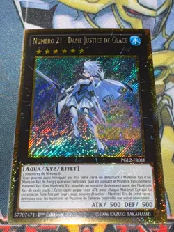 CARTE Yu Gi Oh NUMERO 21 : DAME JUSTICE DE GLACE PGL2-FR018 1ere edition - Image 1