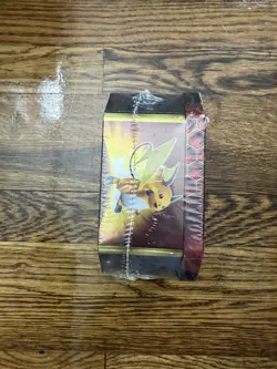 Pokemon TCG Hidden Fates Tin Charizard GX Factory Sealed - Image 5